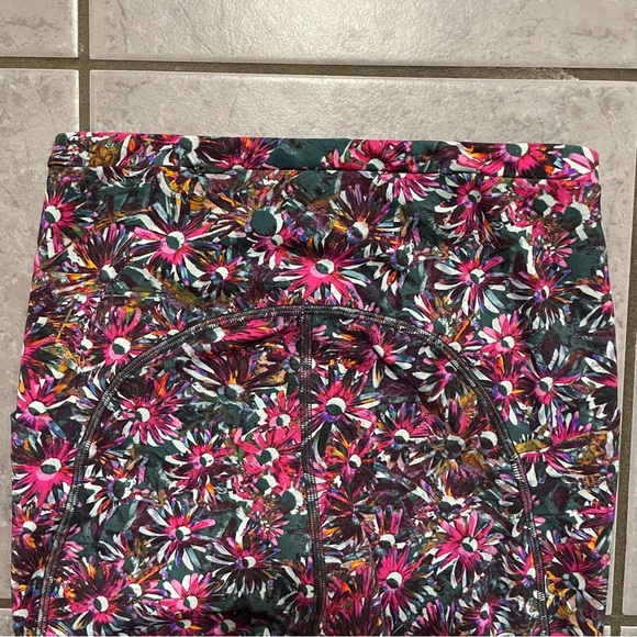 Lululemon Swift Speed High-Rise Crop Leggings in Floral Electric Multi | Sz 4 - Picture 10 of 13